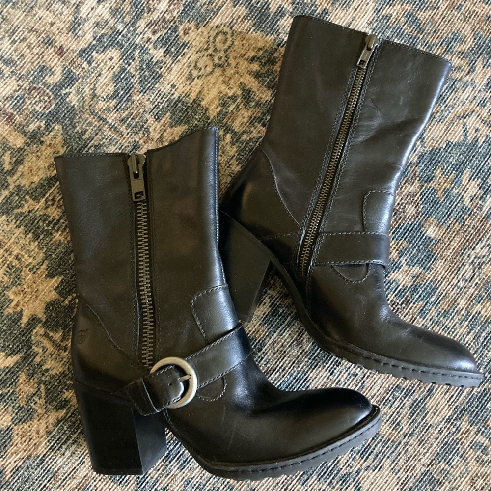 BORN boots - never worn!